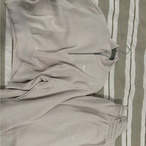 Nike Light Beige Half-Zip Sweatshirt and Joggers Set